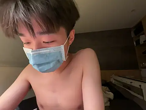 Yo155 online show from December 4, 5:56 pm