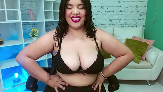 Snapshot of loaizalust chatting on October 28, 5:56 pm loaizalust online show from October 28, 5:56 pm