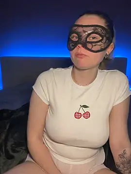 Cherrycolada online show from May 22, 9:35 pm