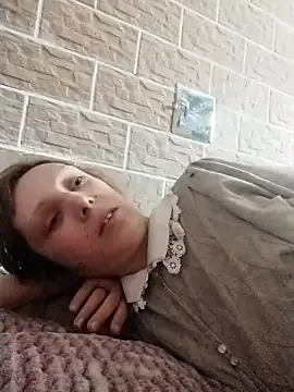 Ponka2011 online show from April 19, 5:08 am