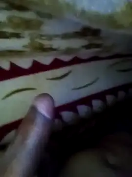 Snapshot of alone_boy802 chatting on November 11, 7:36 am alone boy802 online show from November 11, 7:36 am