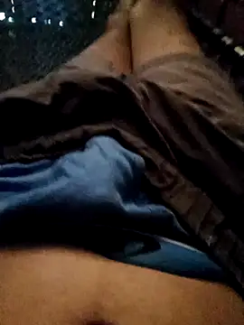 Snapshot of alone_boy802 chatting on October 9, 6:58 am alone boy802 online show from October 9, 6:58 am