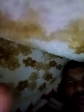 Snapshot of alone_boy802 chatting on November 13, 3:54 am alone boy802 online show from November 13, 3:54 am