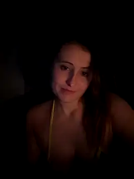 Snapshot of Ivybluexox chatting on November 4, 9:40 pm Ivybluexox online show from November 4, 9:40 pm