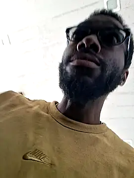 214KingLonggg online show from March 26, 3:32 pm