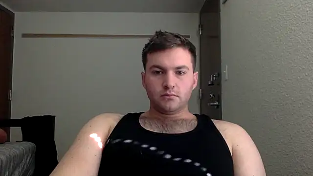 Snapshot of daddypineapple77 chatting on February 7, 4:37 pm daddypineapple77 online show from February 7, 4:37 pm