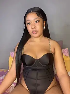 Snapshot of BlackBarbieX23 chatting on October 6, 8:09 pm BlackBarbieX23 online show from October 6, 8:09 pm
