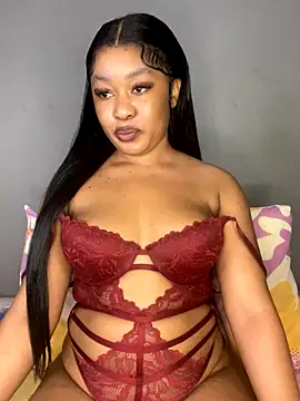 Snapshot of BlackBarbieX23 chatting on October 9, 7:47 pm BlackBarbieX23 online show from October 9, 7:47 pm