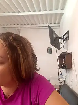 lindsay-rosee online show from April 14, 6:24 pm