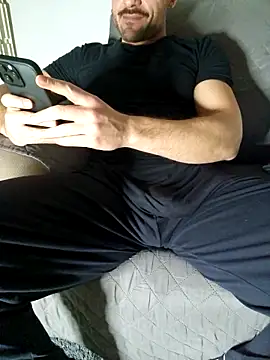 giovan2020 online show from February 11, 10:42 pm