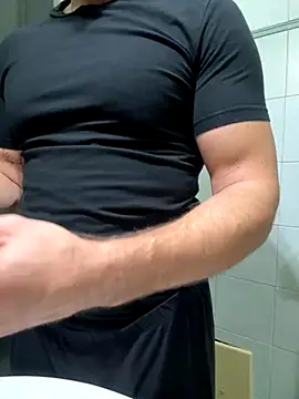 giovan2020 online show from November 17, 10:47 pm