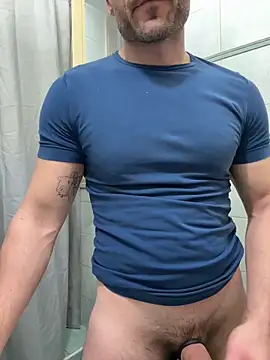 giovan2020 online show from March 3, 12:17 am