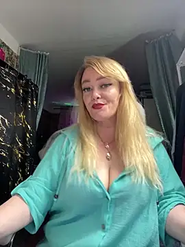 Sweet-blonde online show from March 25, 7:24 pm