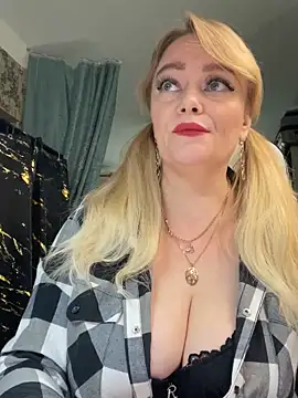 Sweet-blonde online show from May 18, 10:09 am