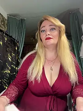 Sweet-blonde online show from May 5, 7:17 pm