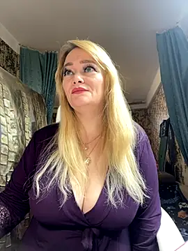 Sweet-blonde online show from November 18, 11:13 am