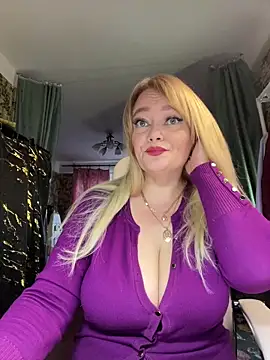 Sweet-blonde online show from April 8, 4:19 pm