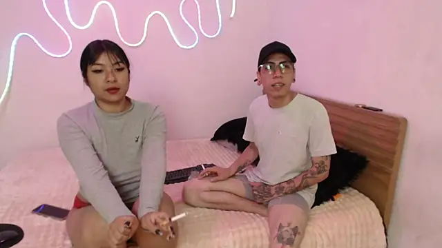 zoe-mate14 online show from April 17, 7:44 am