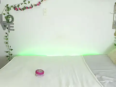 michell anyeli online show from November 13, 11:19 pm