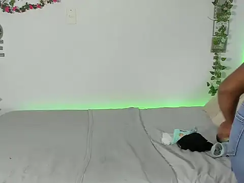 michell anyeli online show from October 25, 10:54 pm