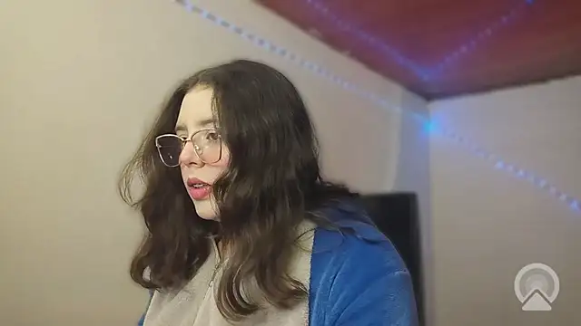 Pao Ly online show from June 16, 6:52 pm