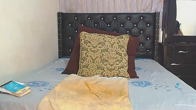Snapshot of AnySugar chatting on February 21, 10:37 pm AnySugar online show from February 21, 10:37 pm