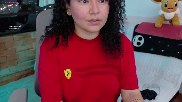 Chubby Licius online show from April 10, 1:23 am