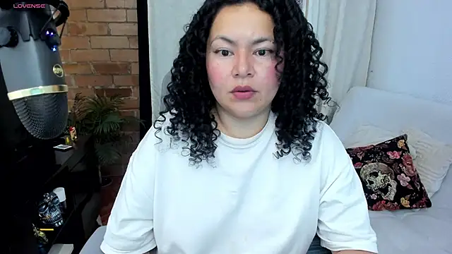 Chubby Licius online show from March 31, 10:56 pm