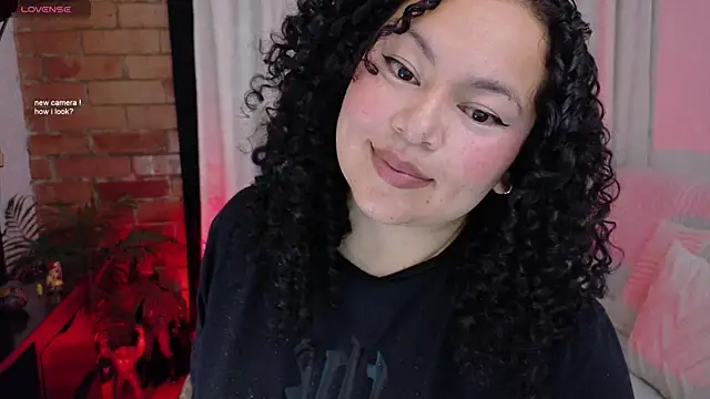 Chubby Licius online show from April 10, 11:56 pm