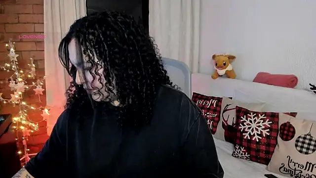 Snapshot of Chubby_Licius chatting on December 14, 1:01 am Chubby Licius online show from December 14, 1:01 am