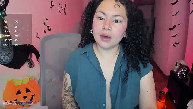 Snapshot of Chubby_Licius chatting on November 3, 1:55 am Chubby Licius online show from November 3, 1:55 am