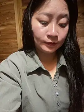 violet-00 online show from March 21, 7:53 am