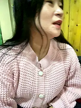 violet-00 online show from October 9, 1:50 am