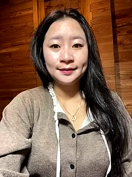 violet-00 online show from December 18, 1:11 am