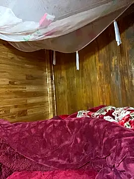 violet-00 online show from January 16, 1:59 pm