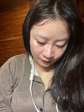 violet-00 online show from March 16, 1:57 am