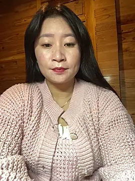 violet-00 online show from December 20, 5:43 am