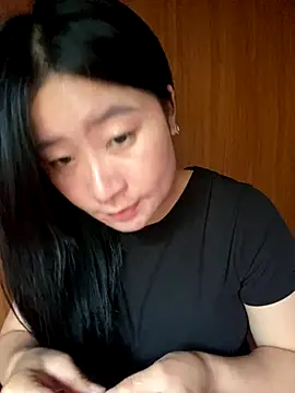 violet-00 online show from October 7, 2:01 am