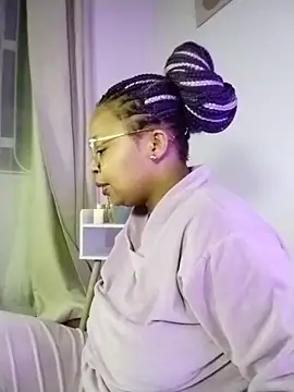 Lauraricci   online show from November 5, 3:20 am