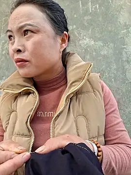 xuxulovezz online show from February 21, 2:02 am