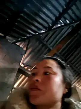 xuxulovezz online show from February 10, 3:49 am