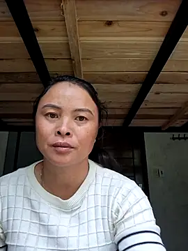 xuxulovezz online show from October 29, 4:55 am