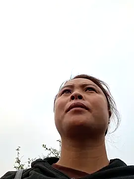 xuxulovezz online show from March 25, 11:58 pm