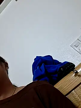 xuxulovezz online show from November 17, 1:48 pm