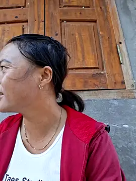 xuxulovezz online show from October 3, 2:04 am