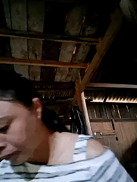 xuxulovezz online show from October 13, 11:49 pm