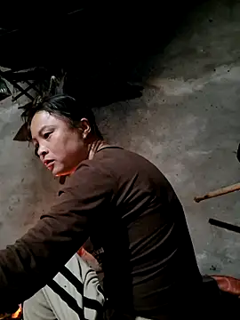 xuxulovezz online show from March 4, 4:42 am