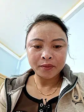 xuxulovezz online show from January 13, 10:13 pm