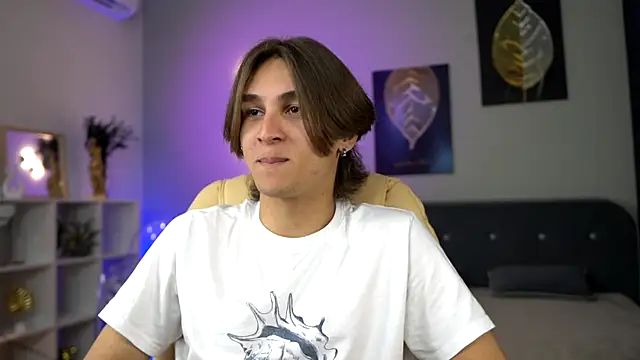 Snapshot of CleoStringer chatting on September 22, 5:46 am CleoStringer online show from September 22, 5:46 am