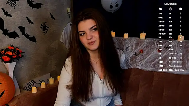 StephanieeMiller online show from October 26, 11:38 pm